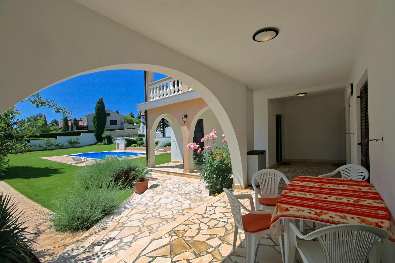 Sun Palace Residence Premantura Exterior photo